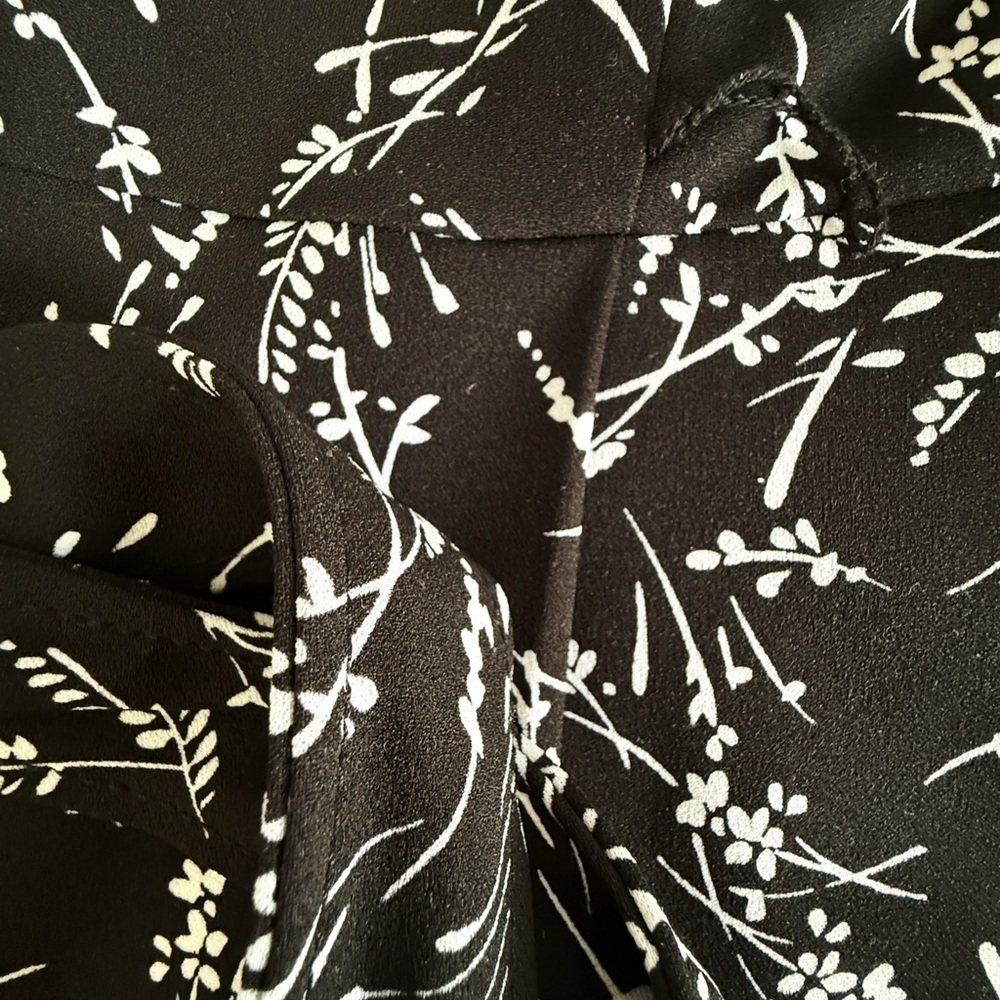 Calvin Klein Black White Floral Jumpsuit Wide Leg Belted Size 10 Cropped - Picture 4 of 10